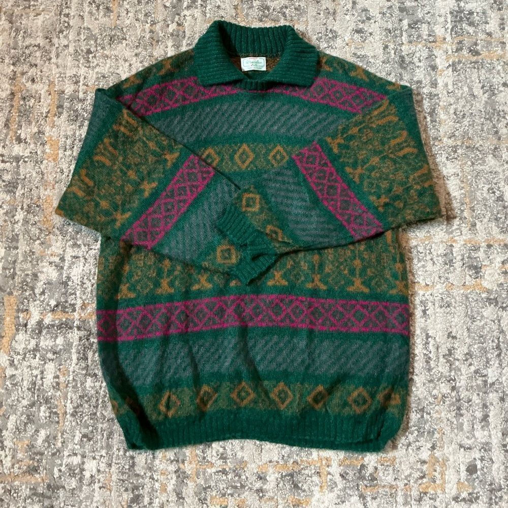 United Colors Of Benetton Green and Pink Patterned Sweater